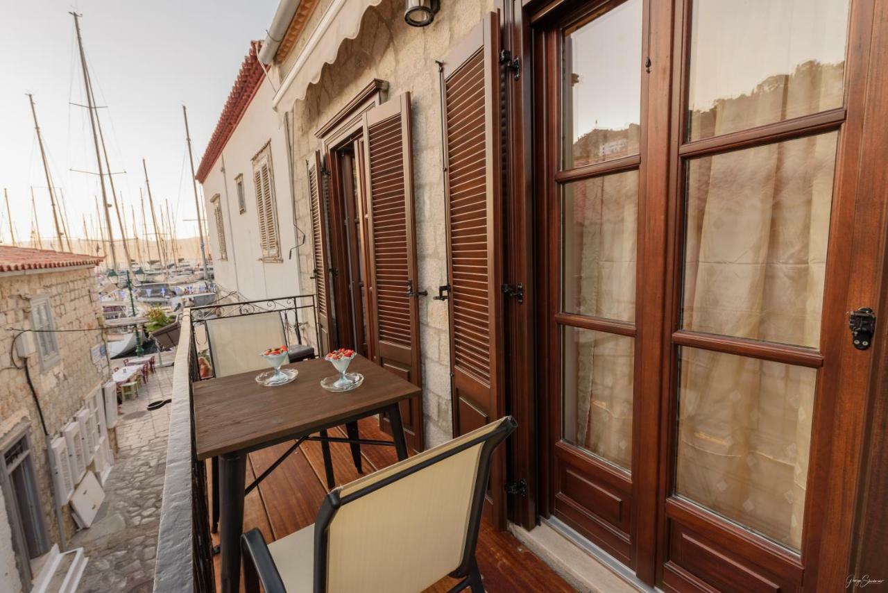 Guarda Il Porto Apartment Hydra  Exterior photo